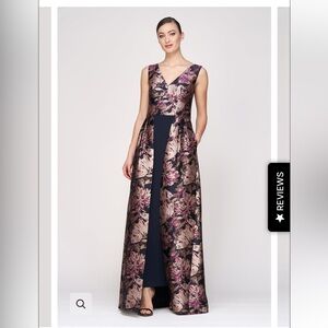 Kay Unger Sterling Floral V-Neck Walk Through Evening Gown NEW Size 6, MSRP $398